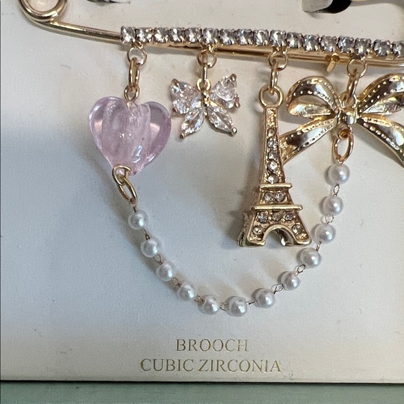 Atterri | Paris Motif Brooch ✨ - Picture 7 of 7